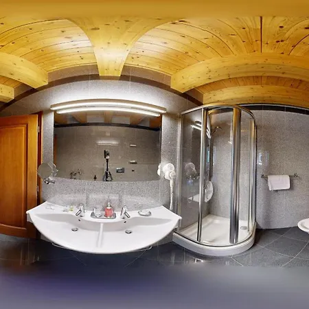 Hradna Brana מלון