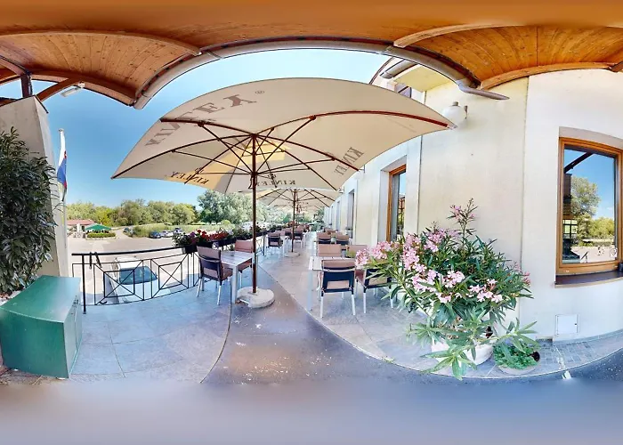 Hotel Hradna Brana Bratislava